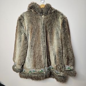 AMERI MODE Faux Fur Woman's Coat